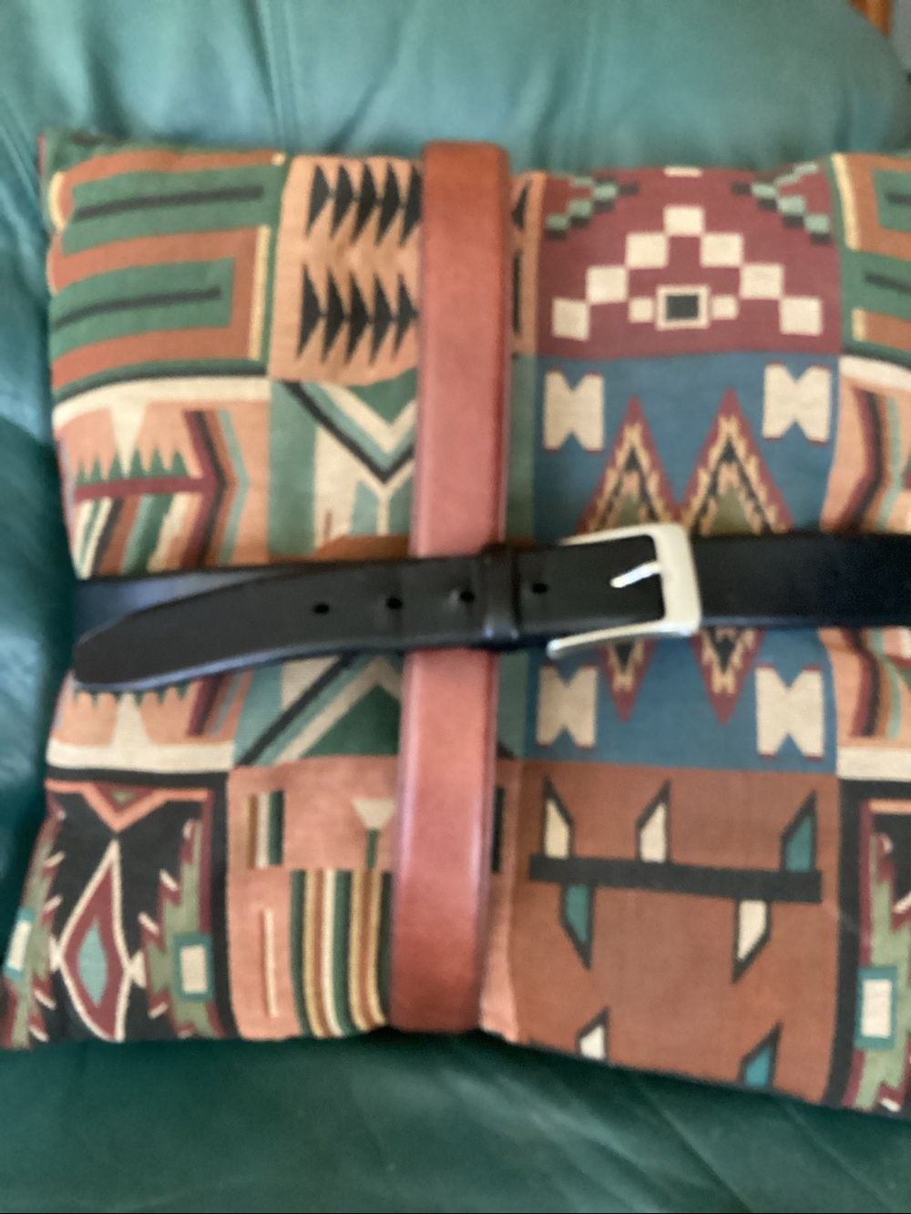 Black Leather Belt for Traveling Money BELT Roundtree & Yorke